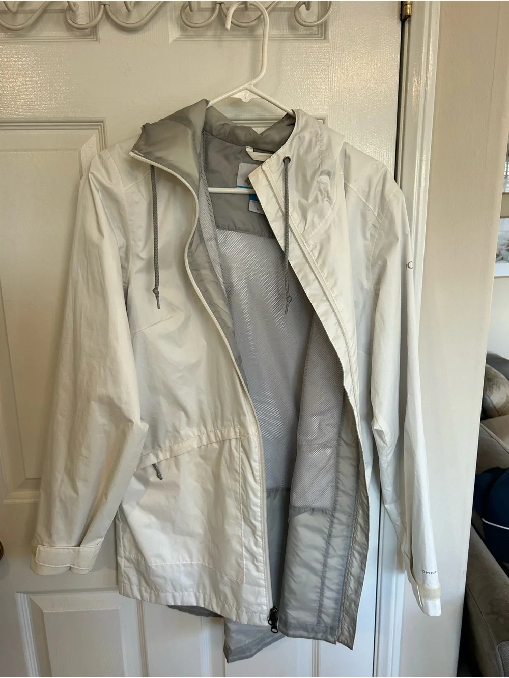 Columbia Women’s Rain Jacket White Waterproof Hooded Raincoat Size M